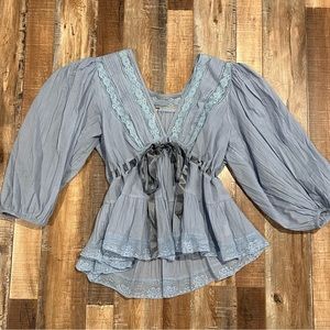 Free people blue 3/4 princess sleeve blouse